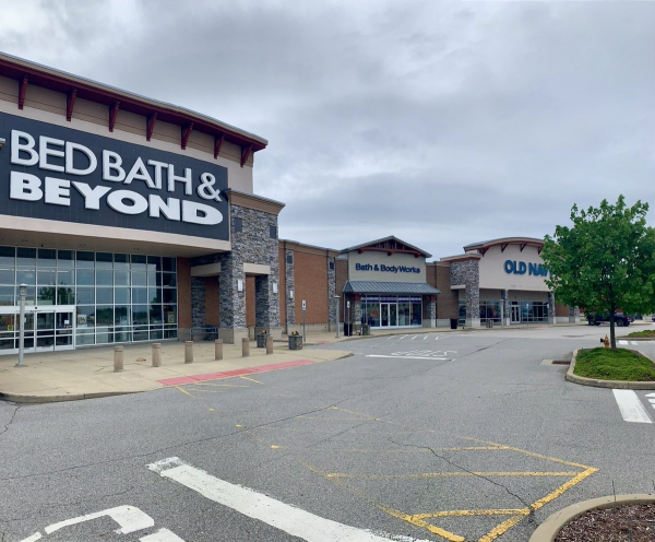 Bed bath and beyond, bath and body works, and old navy stores